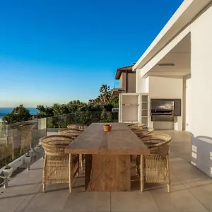 https://view16.hotels-capetown.com